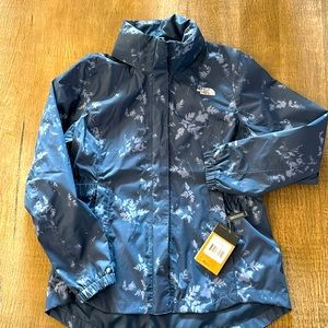 NWT The North Face Women’s Resolve Parka